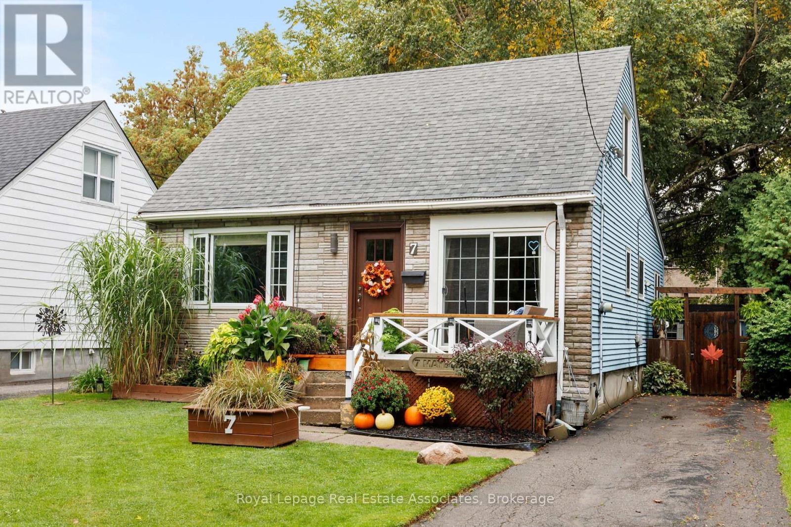 7 Maybourne Avenue, Toronto, Ontario  M1L 2V6 - Photo 3 - E12513534