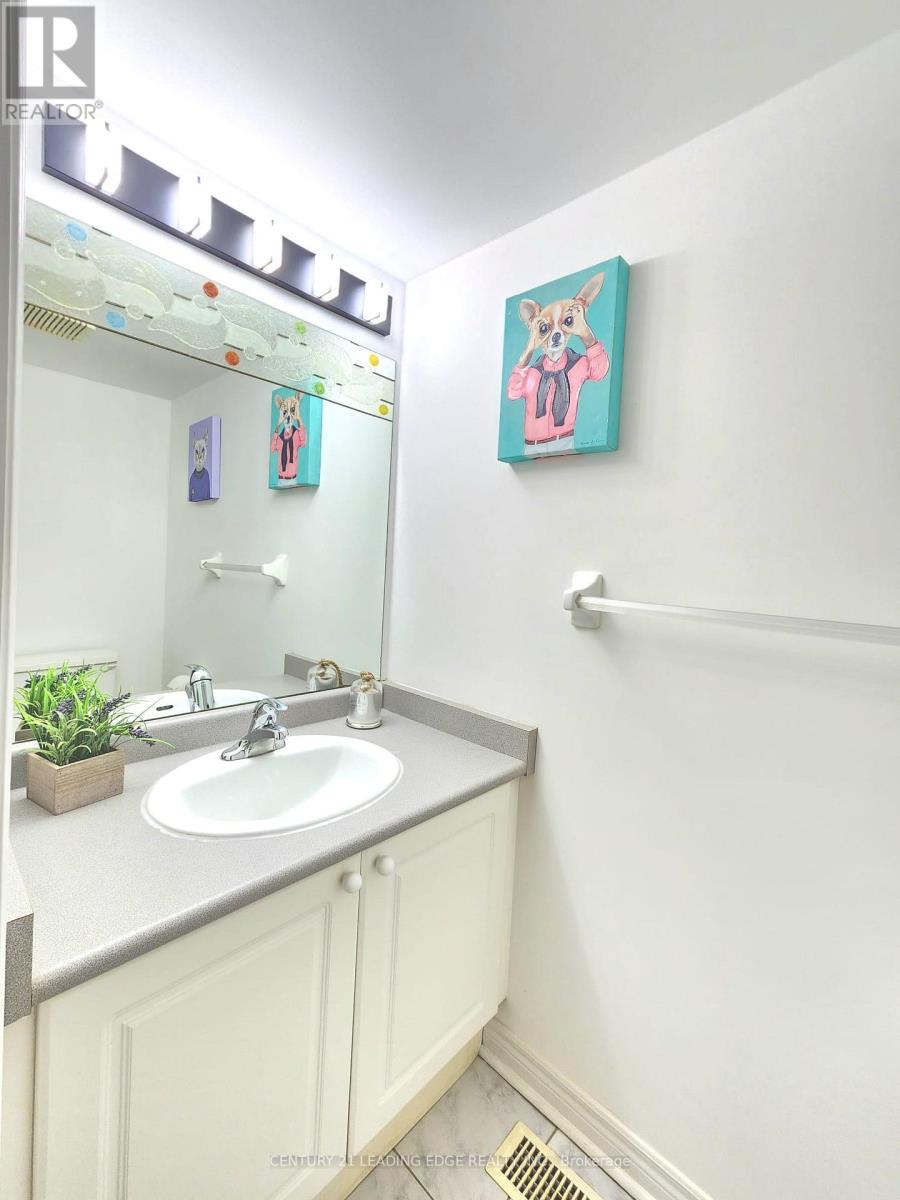 63 Peninsula Crescent, Richmond Hill, Ontario  L4S 1V1 - Photo 18 - N12513494