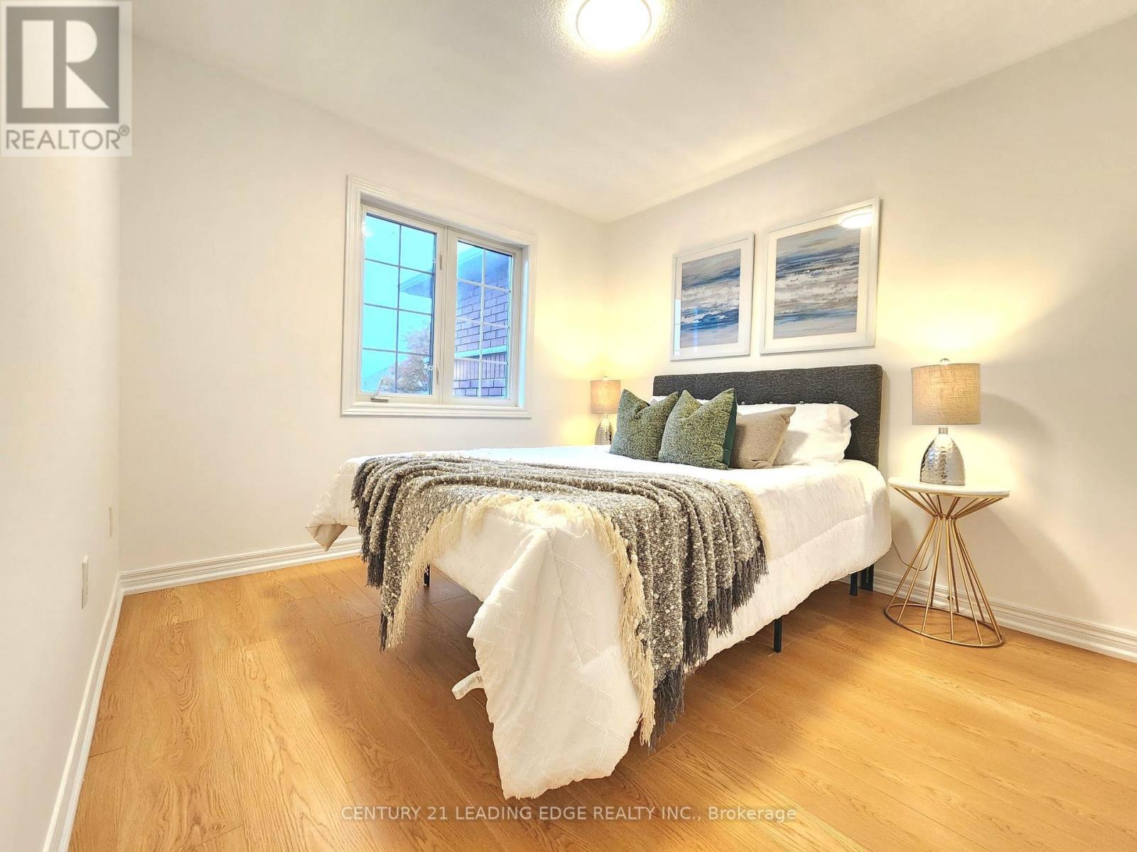 63 Peninsula Crescent, Richmond Hill, Ontario  L4S 1V1 - Photo 25 - N12513494