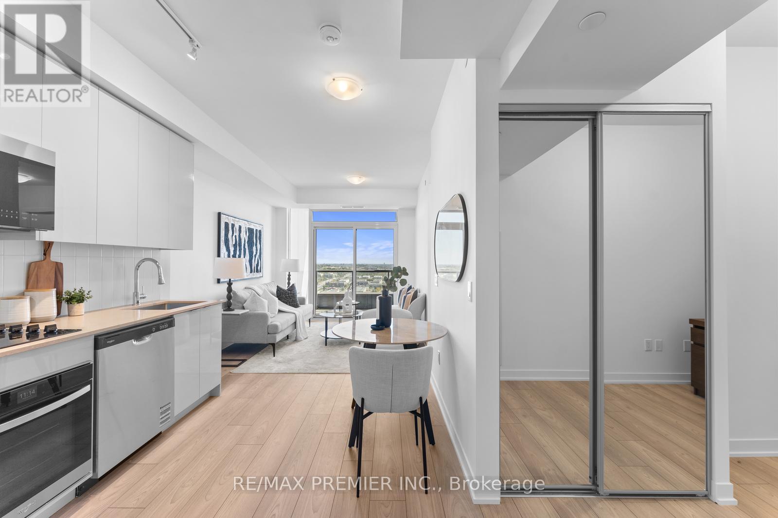 2206 - 474 Caldari Road, Vaughan, Ontario  L4K 0R5 - Photo 4 - N12513500