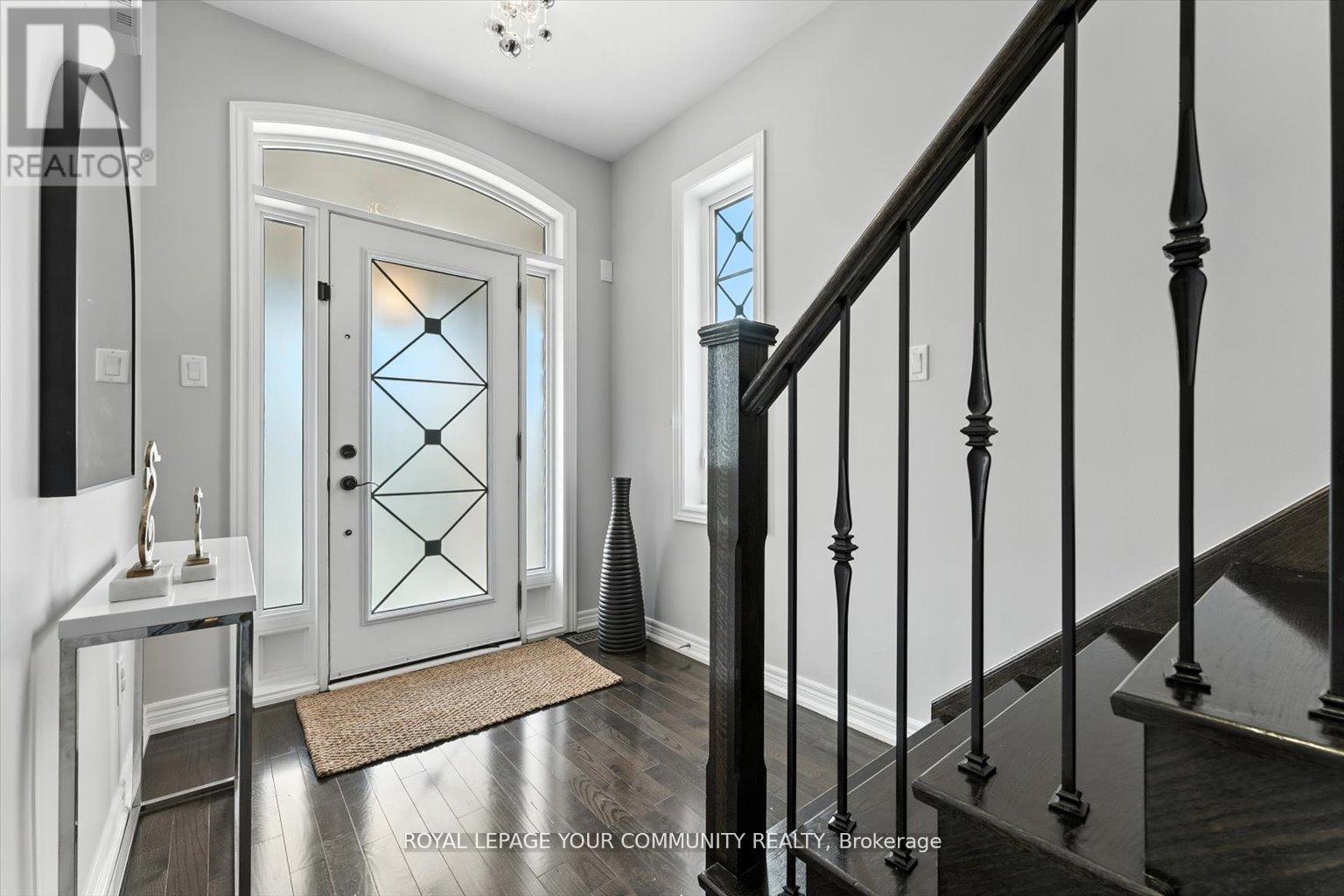 27 Hansard Drive, Vaughan, Ontario  L4H 0V7 - Photo 4 - N12513528