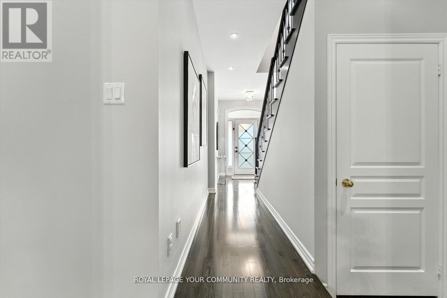 27 Hansard Drive, Vaughan, Ontario  L4H 0V7 - Photo 5 - N12513528