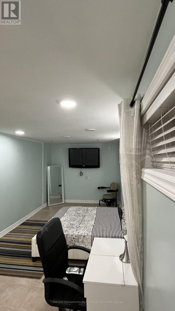 168 Sail Crescent, Vaughan, Ontario  L6A 2Z2 - Photo 10 - N12513548