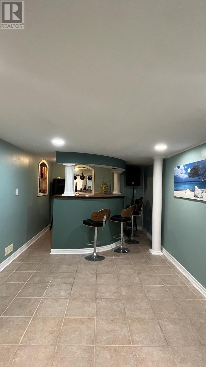 168 Sail Crescent, Vaughan, Ontario  L6A 2Z2 - Photo 19 - N12513548