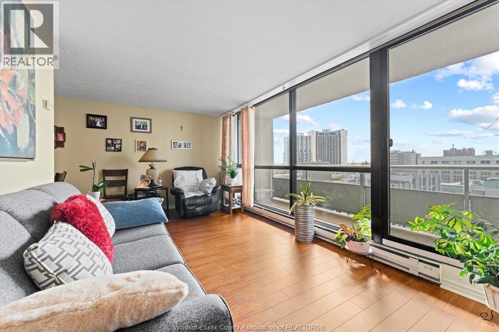 111 Riverside Drive East Unit# 1007, Windsor, Ontario  N9A 2S6 - Photo 7 - 25028132