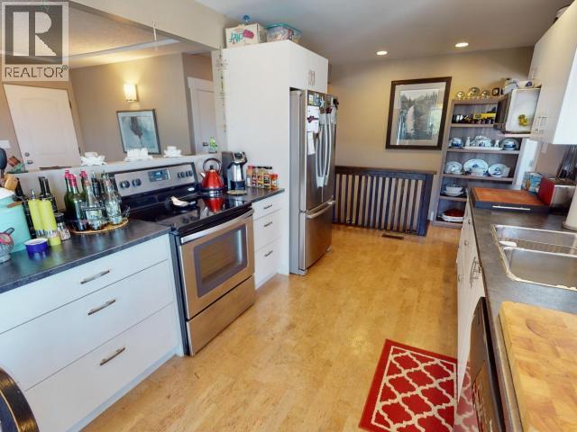 4621 Manson Ave, Powell River, British Columbia  V8A 3N3 - Photo 6 - 19278