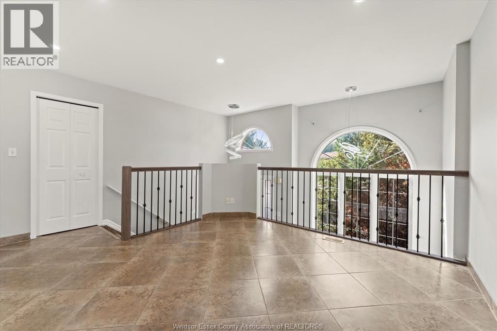 253 Fields Avenue, Lasalle, Ontario N9J 3S3 - Photo 15 - 25028137