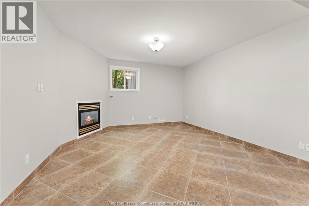 253 Fields Avenue, Lasalle, Ontario N9J 3S3 - Photo 25 - 25028137