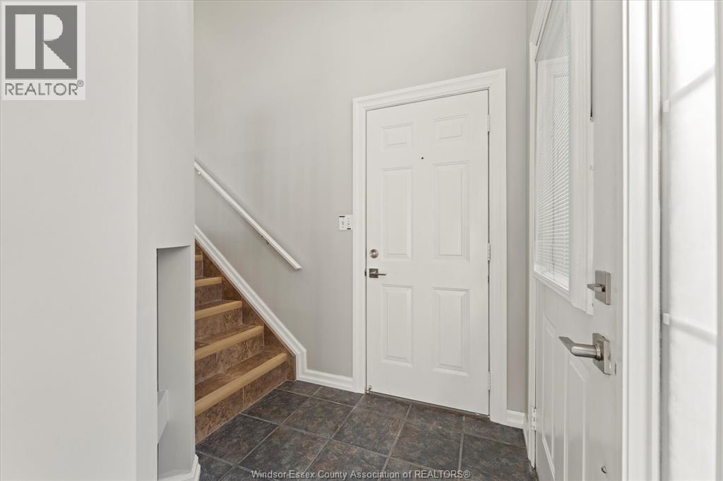 253 Fields Avenue, Lasalle, Ontario N9J 3S3 - Photo 6 - 25028137