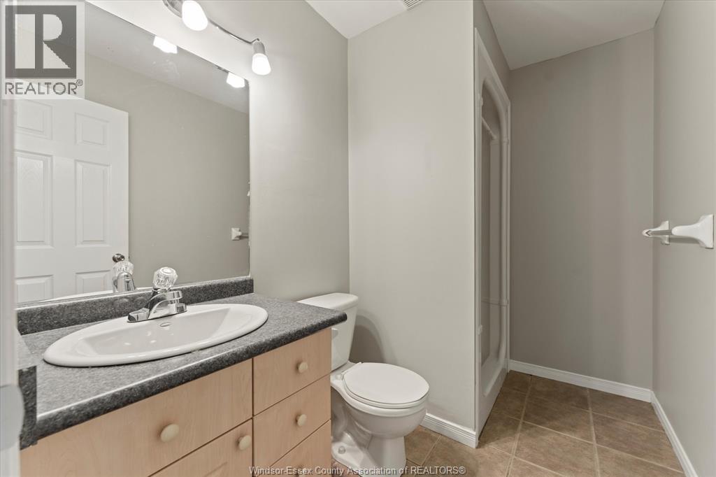 253 Fields Avenue, Lasalle, Ontario N9J 3S3 - Photo 31 - 25028137