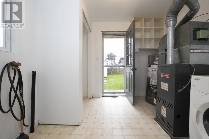 687 Lennox Ave, Sault Ste. Marie, Ontario P6C 3P9 - Photo 29 - SM253193