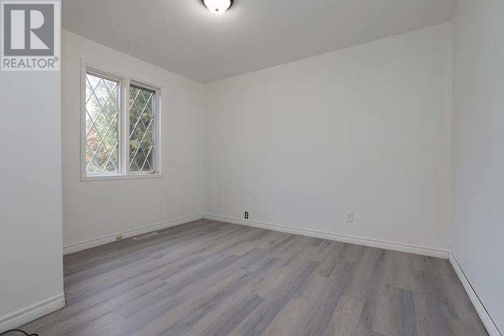 687 Lennox Ave, Sault Ste. Marie, Ontario P6C 3P9 - Photo 24 - SM253193