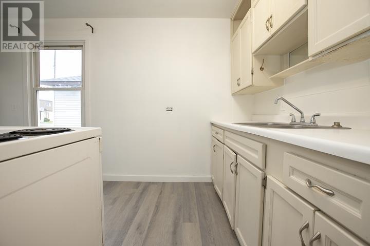 687 Lennox Ave, Sault Ste. Marie, Ontario P6C 3P9 - Photo 18 - SM253193