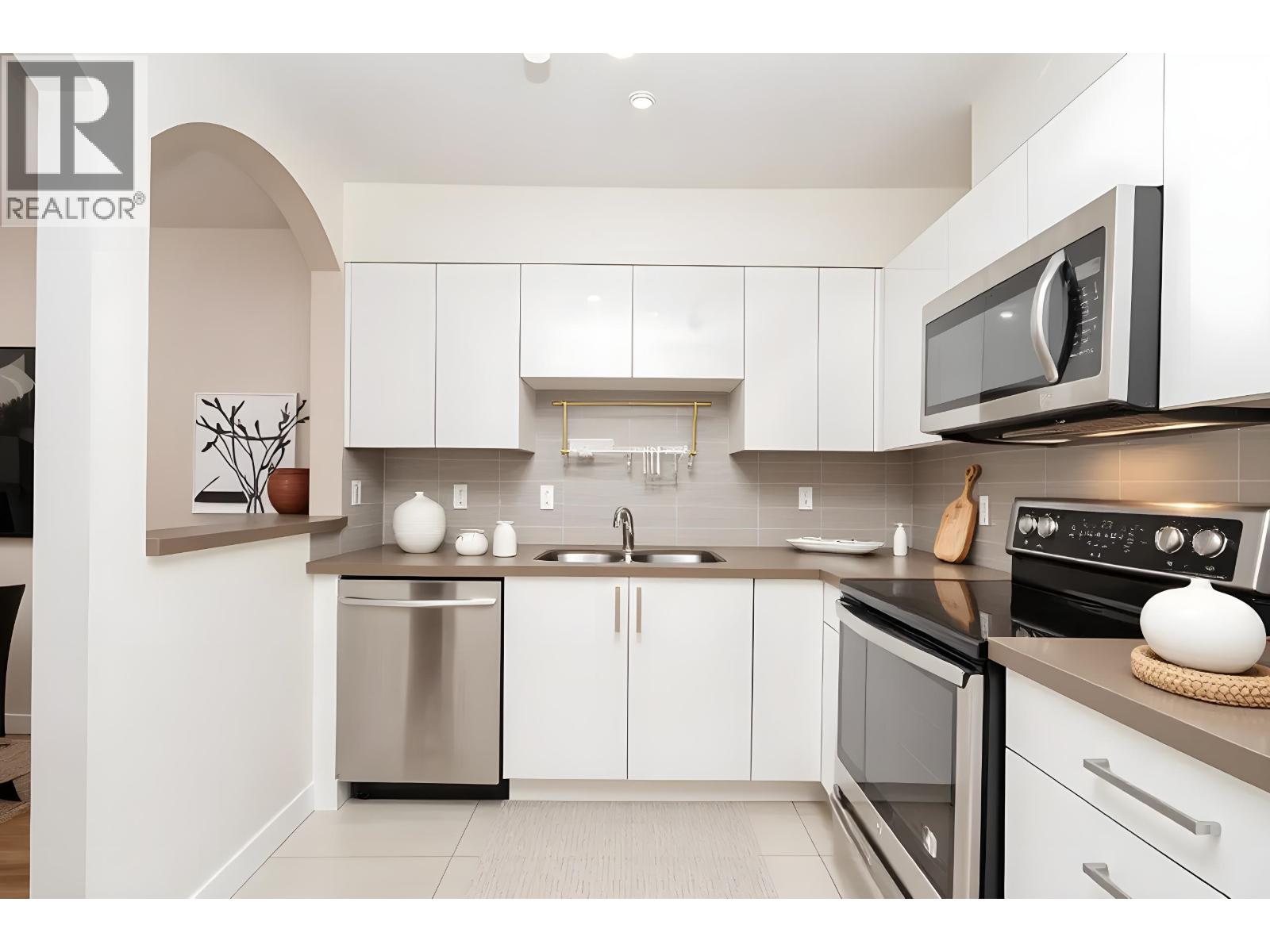 13 7128 18th Avenue, Burnaby, British Columbia  V3N 1H1 - Photo 11 - R3060885