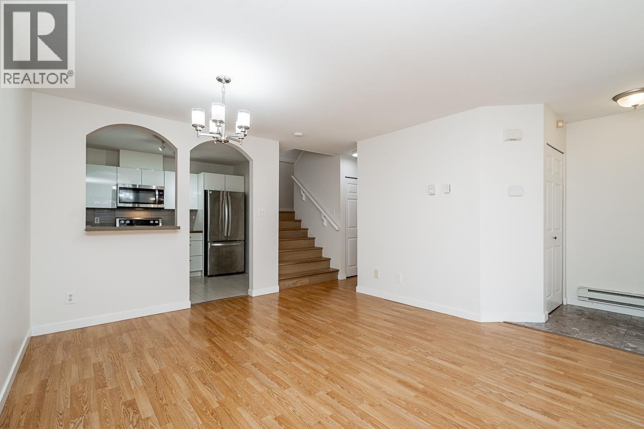 13 7128 18th Avenue, Burnaby, British Columbia  V3N 1H1 - Photo 6 - R3060885