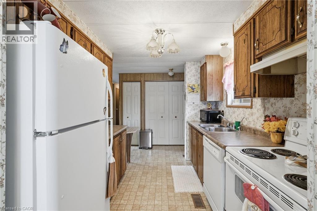 14 Fairview Crescent, Listowel, Ontario  N4W 3G8 - Photo 13 - 40784676