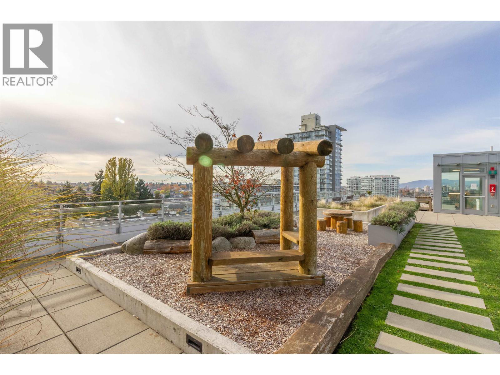 302 2435 Kingsway, Vancouver, British Columbia  V5R 5G8 - Photo 31 - R3033660