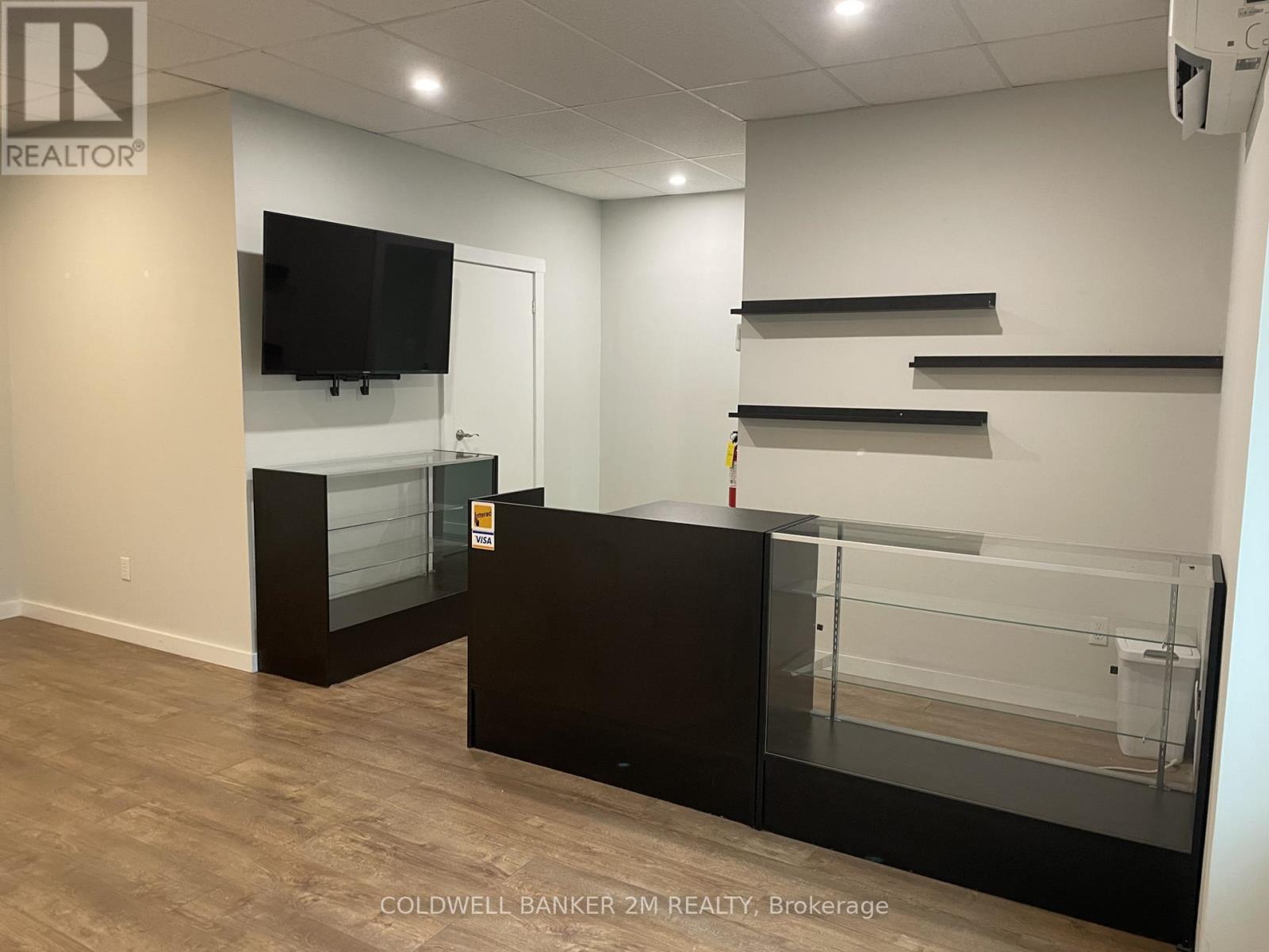 2 - 101 Bobcaygeon Road, Minden Hills, Ontario K0M 2K0 - Photo 6 - X12513580