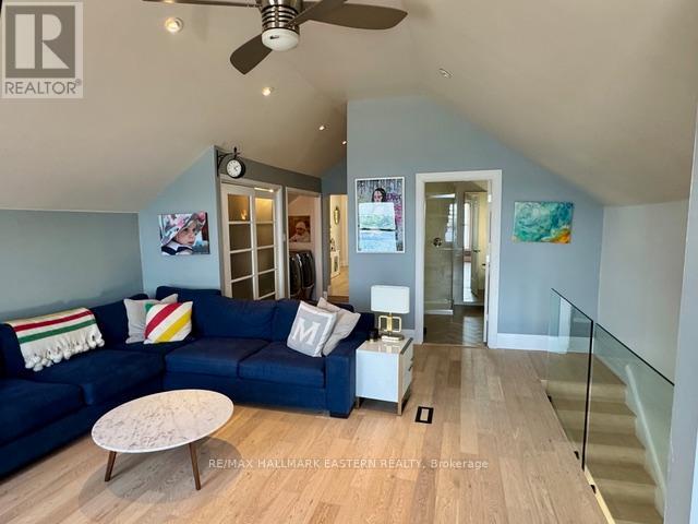 29 Crescent Street, Peterborough, Ontario K9J 2G2 - Photo 13 - X12513736