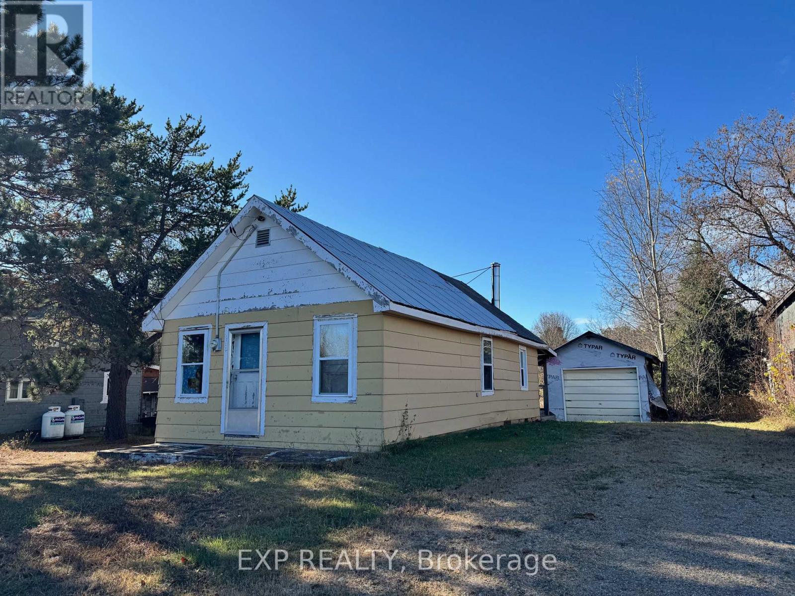 149 Paugh Lake Road, Madawaska Valley, Ontario  K0J 1B0 - Photo 1 - X12513834