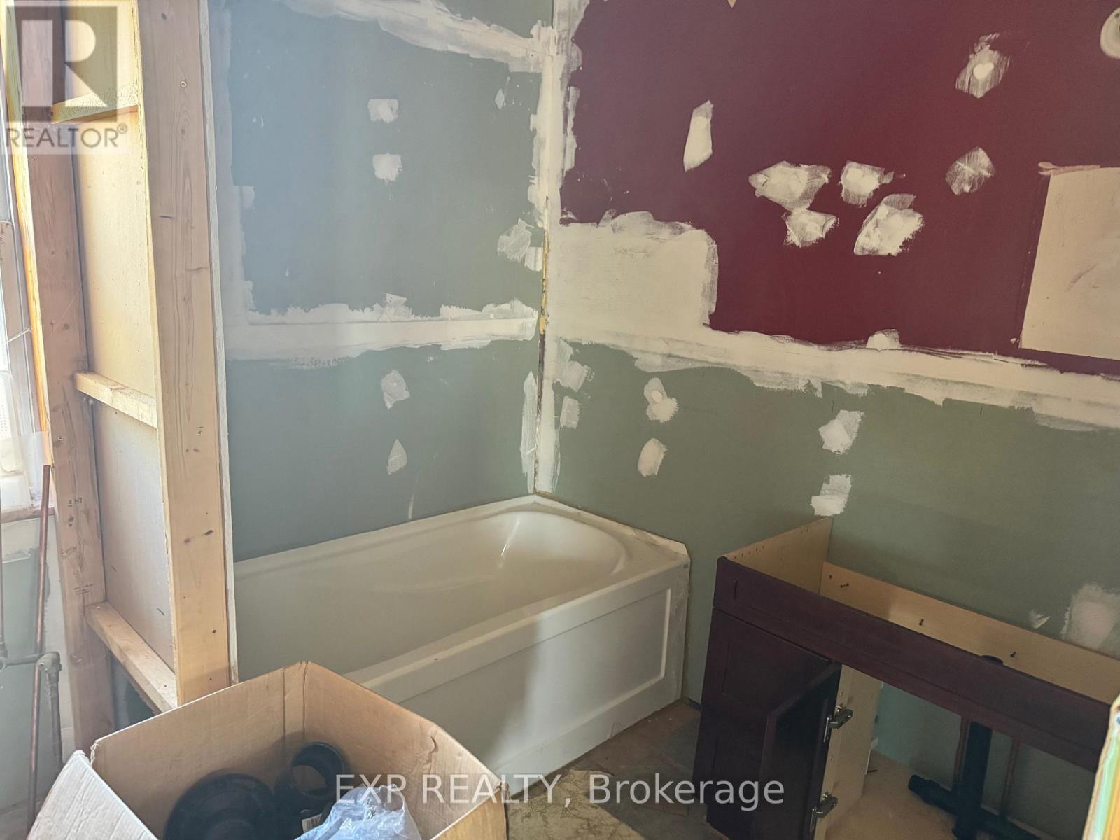 149 Paugh Lake Road, Madawaska Valley, Ontario  K0J 1B0 - Photo 8 - X12513834