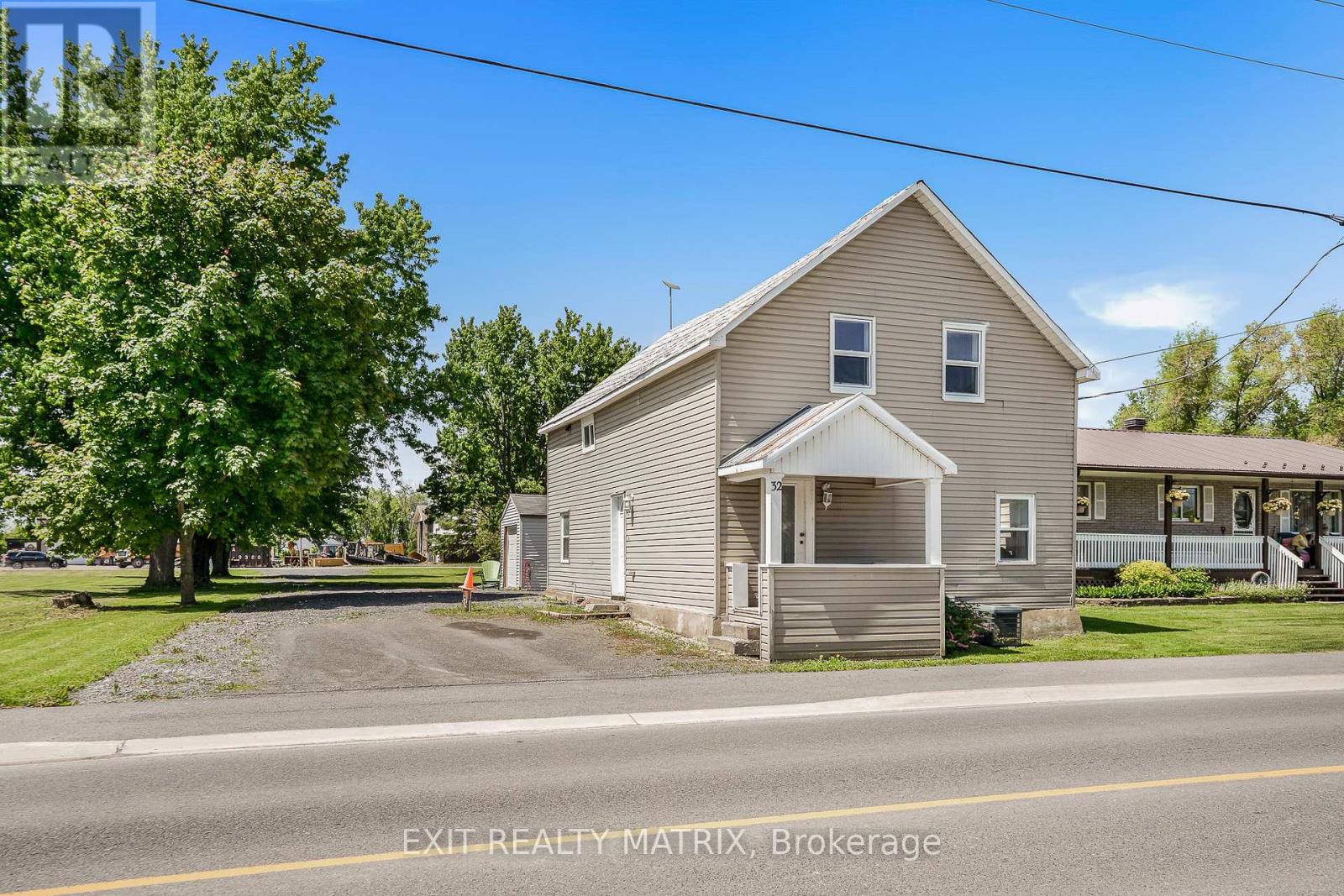 32 Cockburn Street, North Stormont, Ontario K0C 1G0 - Photo 1 - X12513596