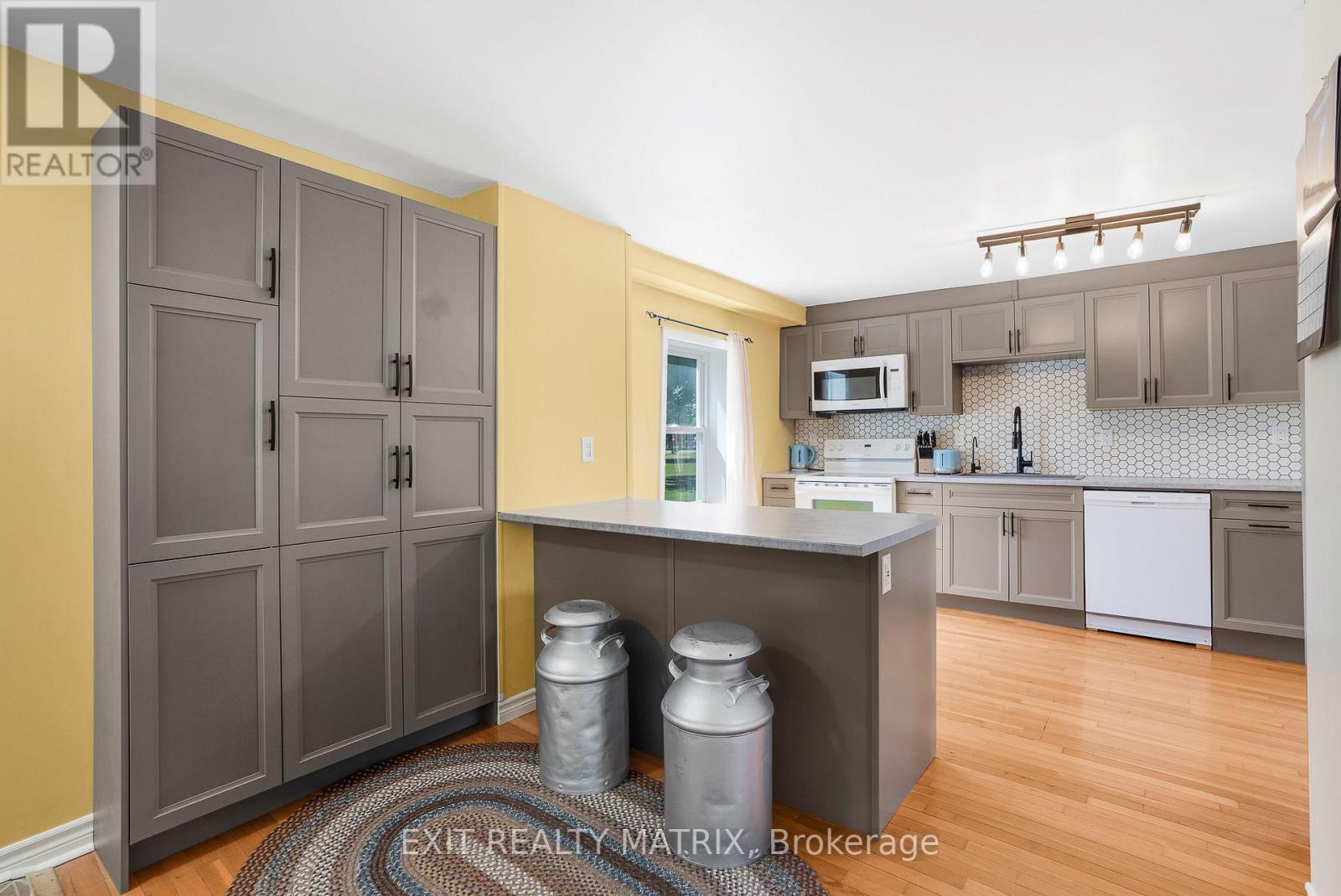 32 Cockburn Street, North Stormont, Ontario K0C 1G0 - Photo 13 - X12513596