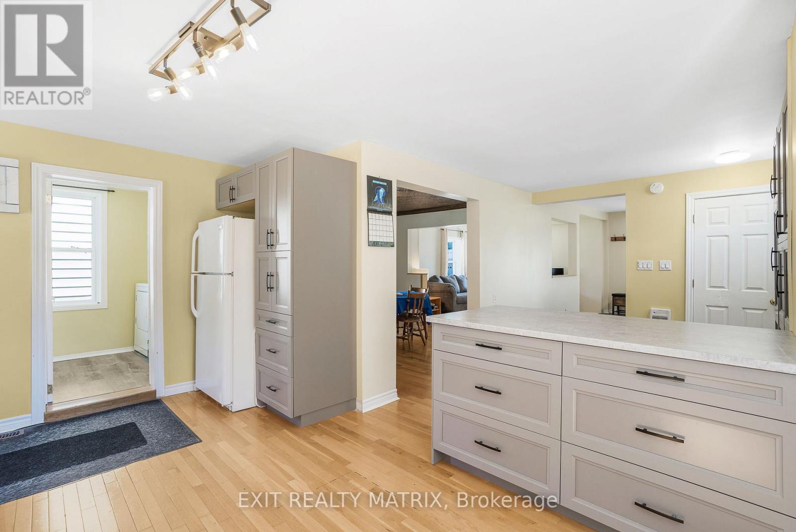 32 Cockburn Street, North Stormont, Ontario K0C 1G0 - Photo 17 - X12513596