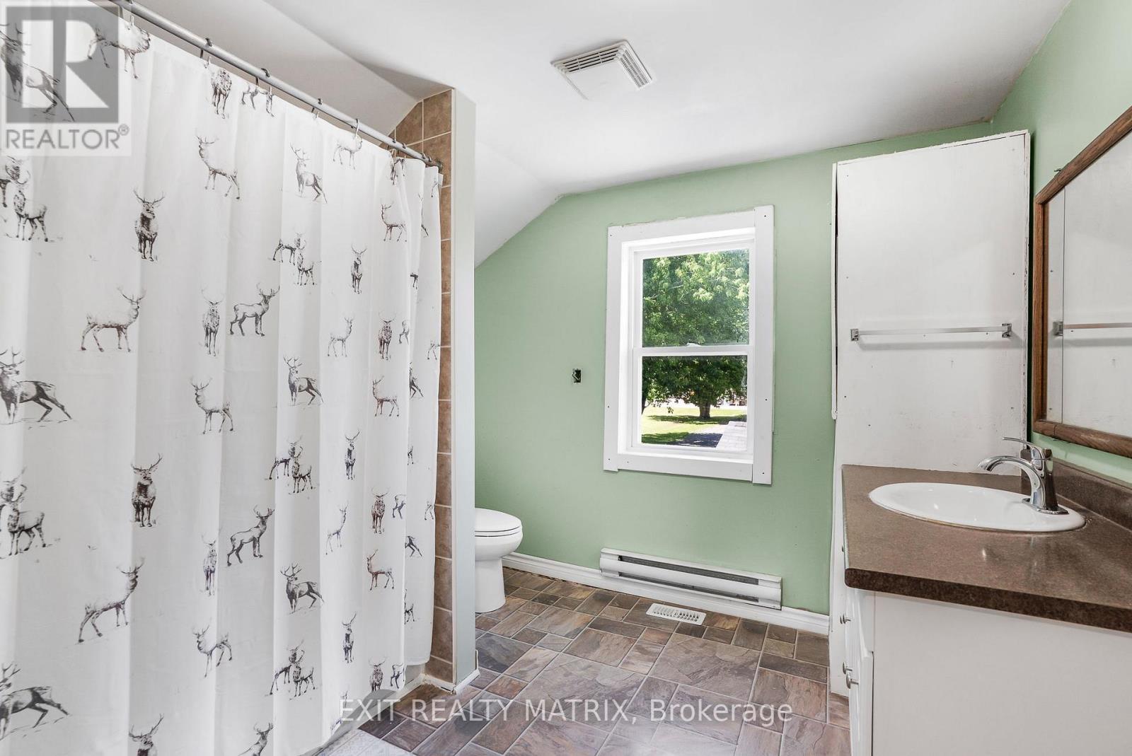 32 Cockburn Street, North Stormont, Ontario K0C 1G0 - Photo 21 - X12513596