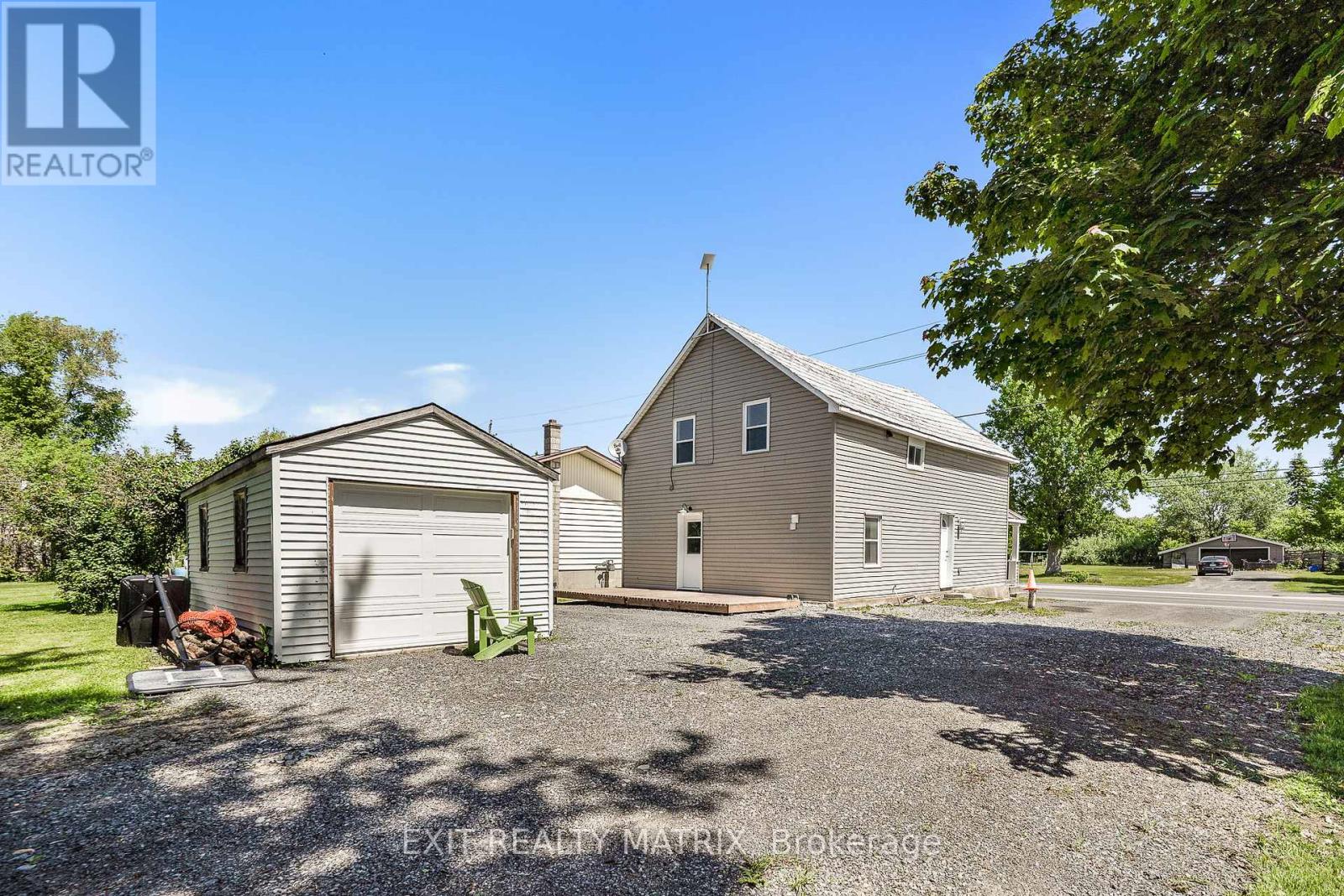 32 Cockburn Street, North Stormont, Ontario K0C 1G0 - Photo 4 - X12513596