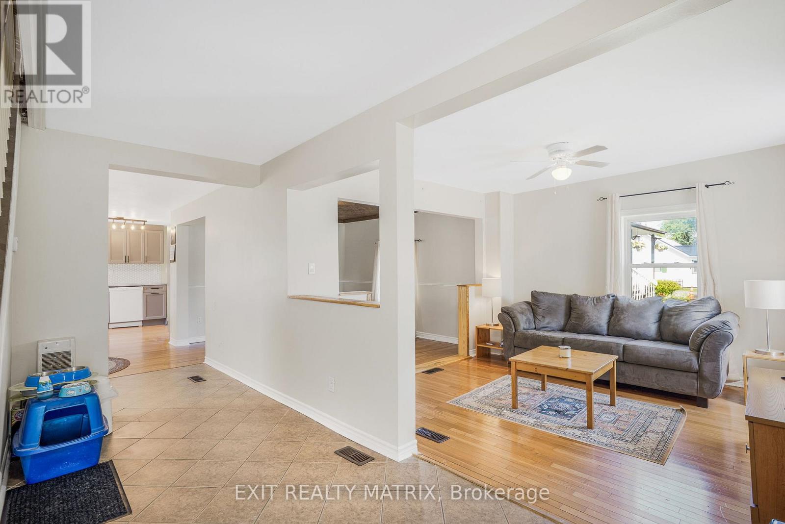 32 Cockburn Street, North Stormont, Ontario K0C 1G0 - Photo 6 - X12513596