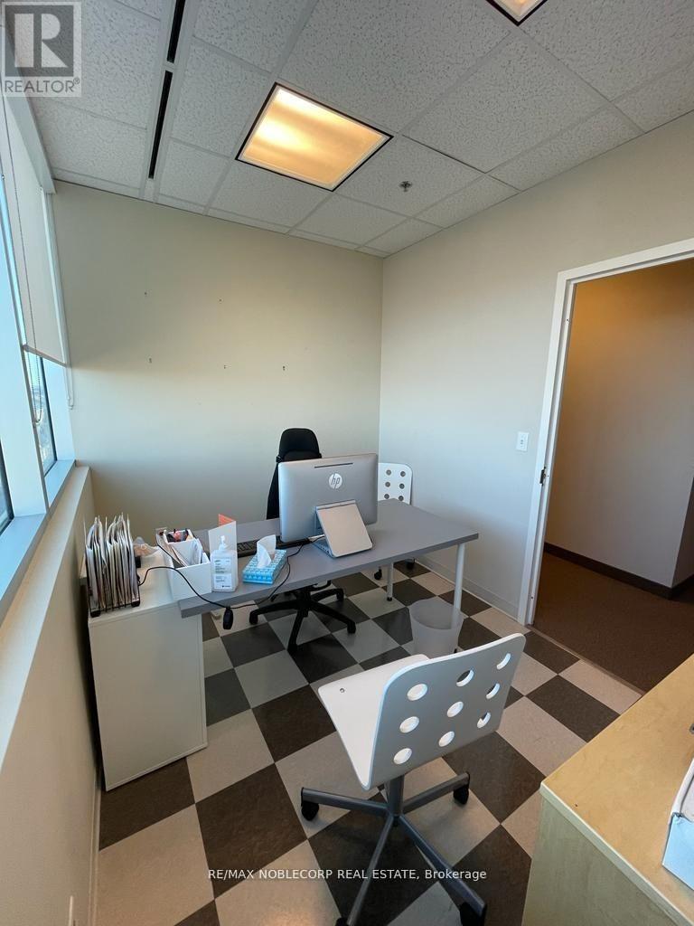 401 D - 2250 Bovaird Drive E, Brampton, Ontario  L6R 0W3 - Photo 6 - W12513432