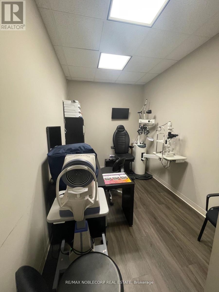 401 C - 2250 Bovaird Drive E, Brampton, Ontario  L6R 0W3 - Photo 6 - W12513444