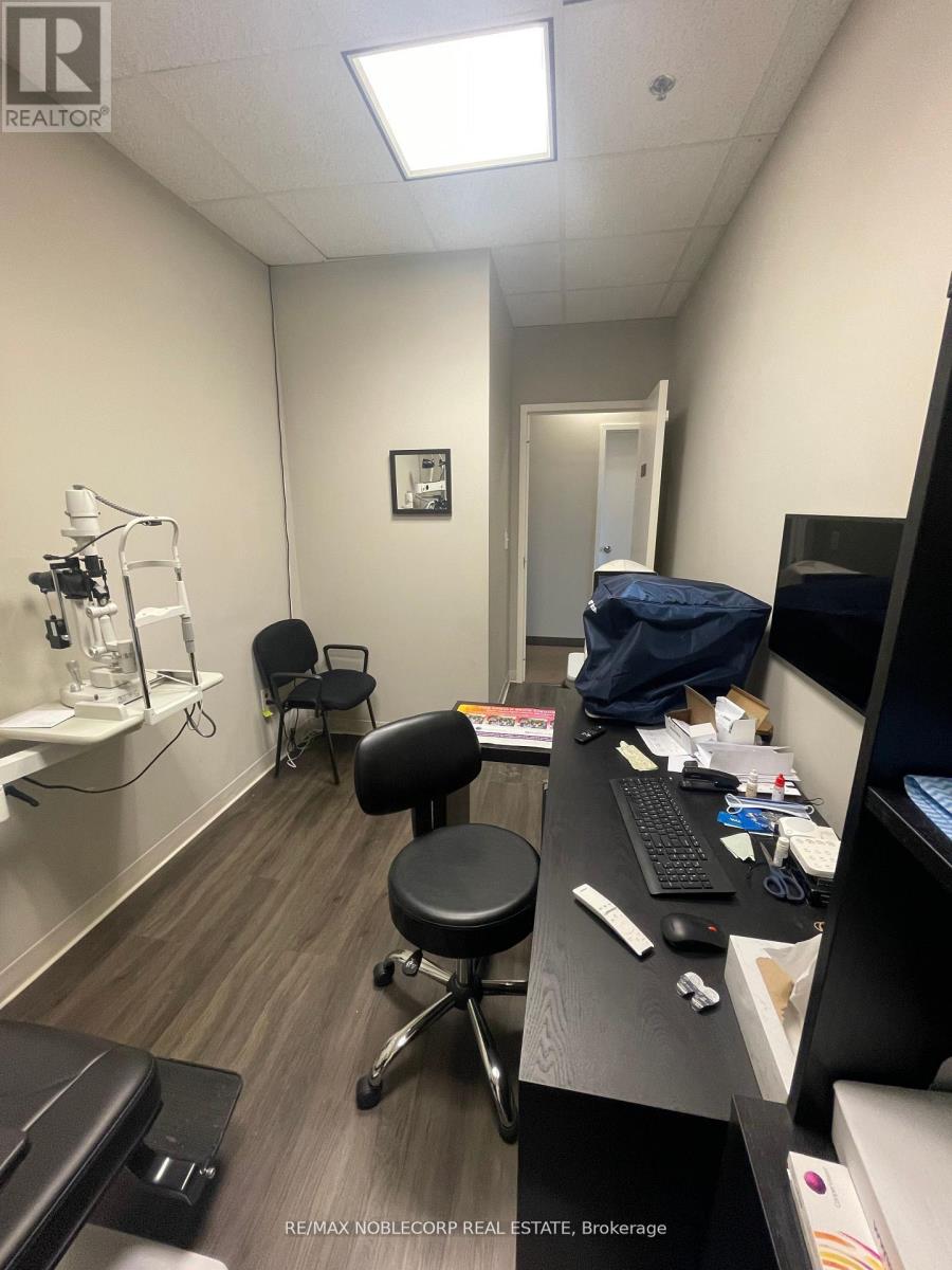 401 C - 2250 Bovaird Drive E, Brampton, Ontario  L6R 0W3 - Photo 7 - W12513444