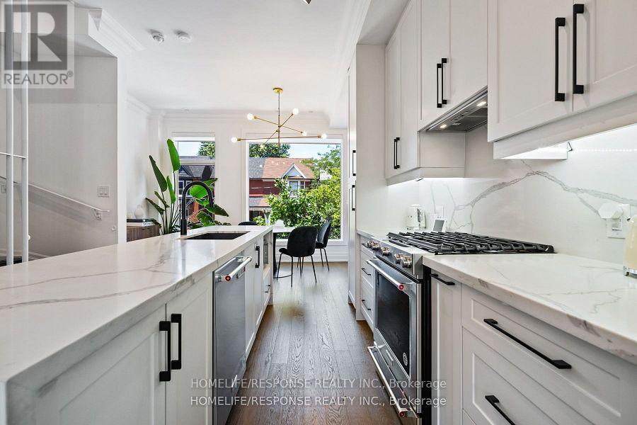 317 Westmoreland Avenue, Toronto, Ontario  M6H 3A4 - Photo 12 - W12513458