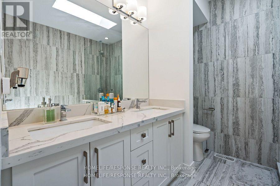 317 Westmoreland Avenue, Toronto, Ontario  M6H 3A4 - Photo 20 - W12513458