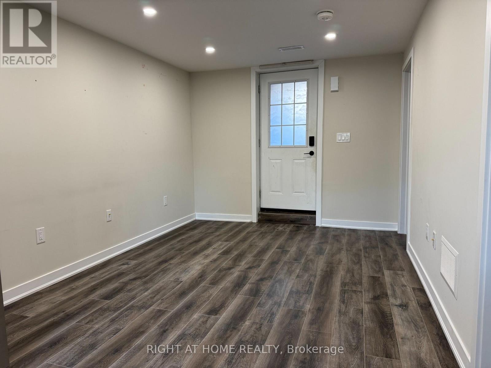 315 KIPLING AVENUE, Toronto, Ontario