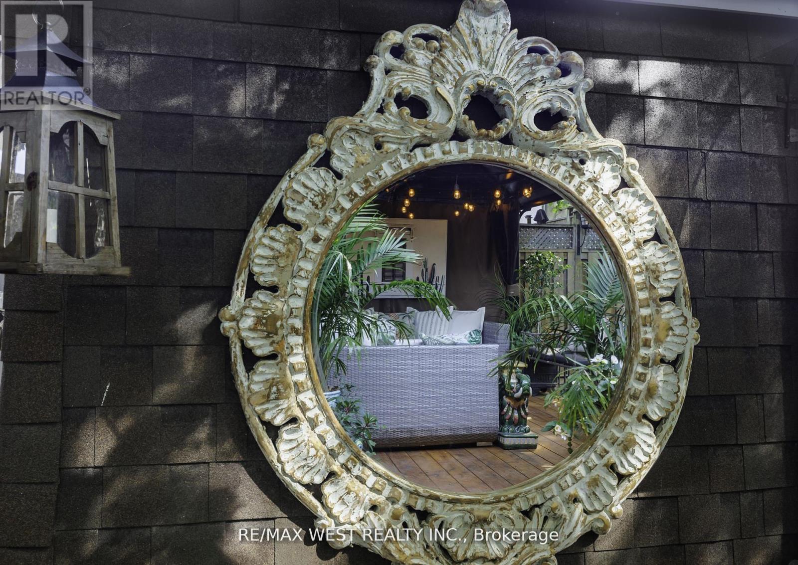 12 Brentwood Road S, Toronto, Ontario  M8Z 3N2 - Photo 22 - W12513482