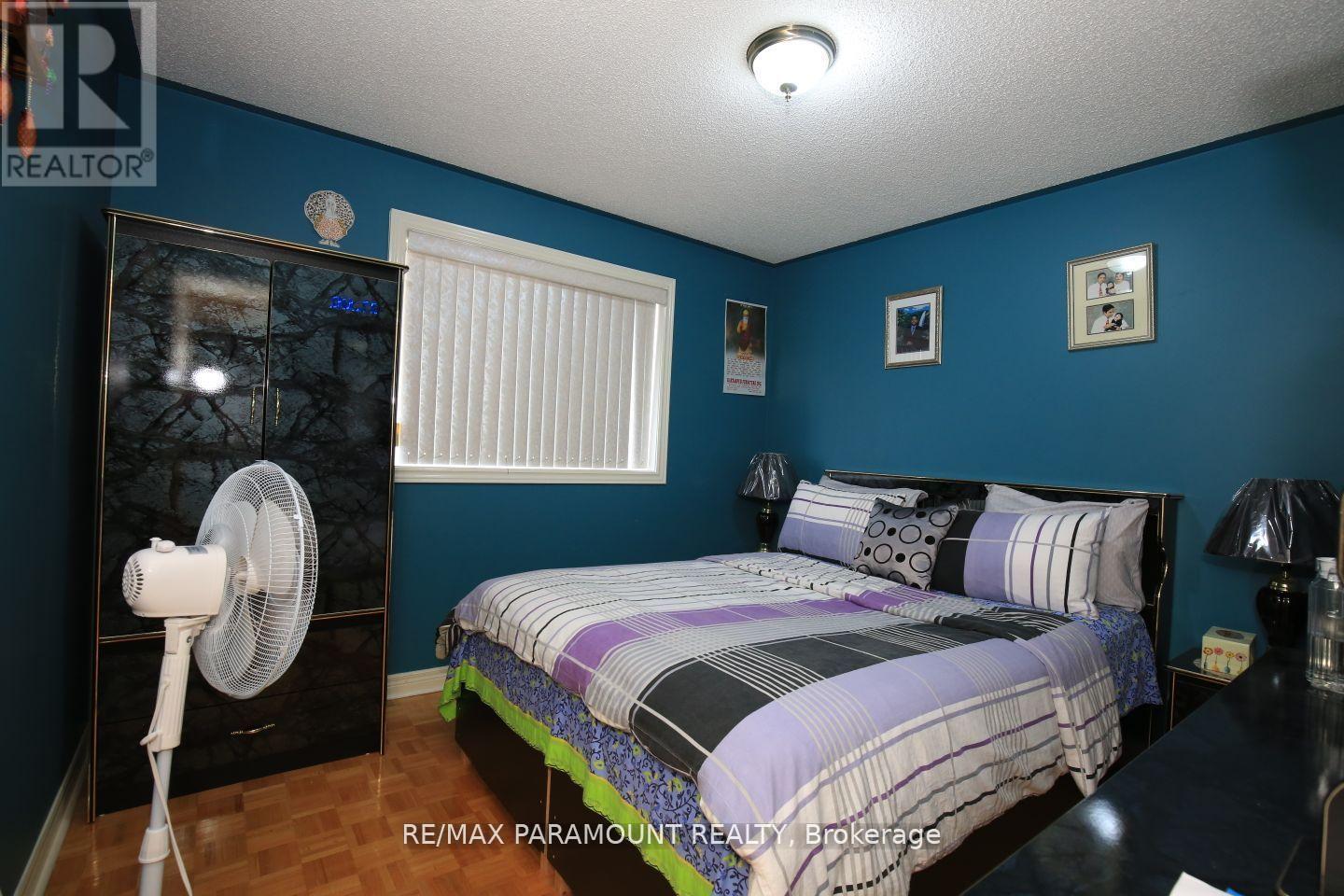 Upper - 39 Octillo Boulevard, Brampton, Ontario  L6R 2P6 - Photo 10 - W12513490