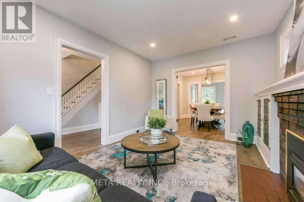 103 Kennedy Avenue, Toronto, Ontario  M6S 2X8 - Photo 4 - W12513540