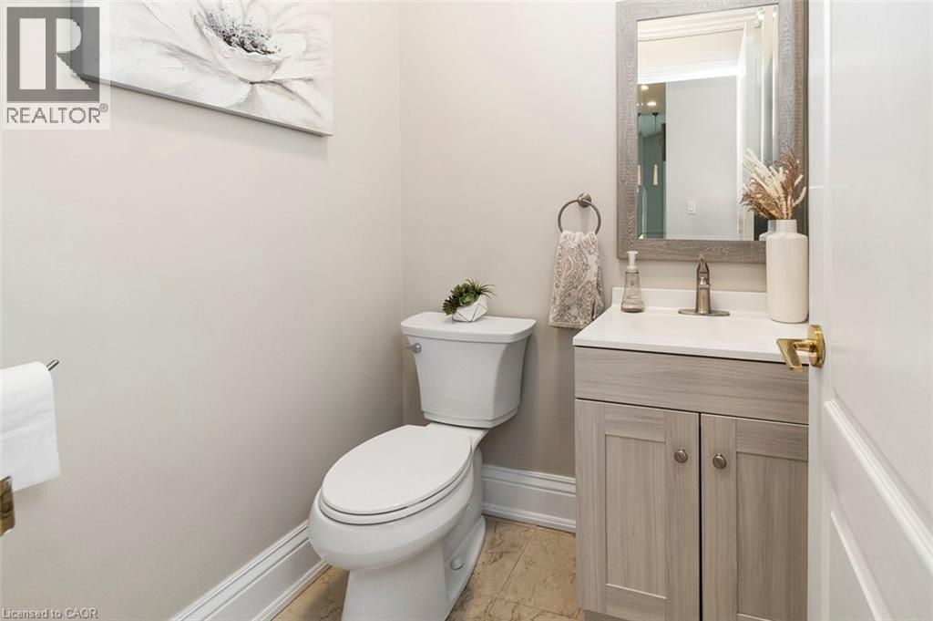 381 Queen Street S, Hamilton, Ontario  L8P 3T8 - Photo 17 - 40785904