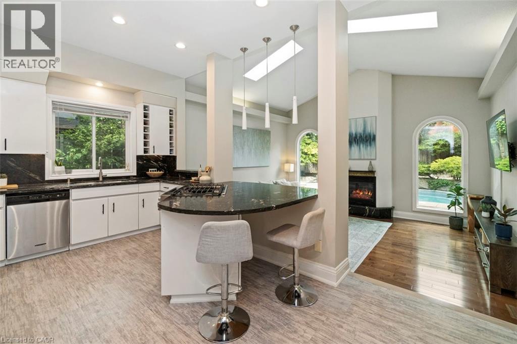 381 Queen Street S, Hamilton, Ontario  L8P 3T8 - Photo 9 - 40785904