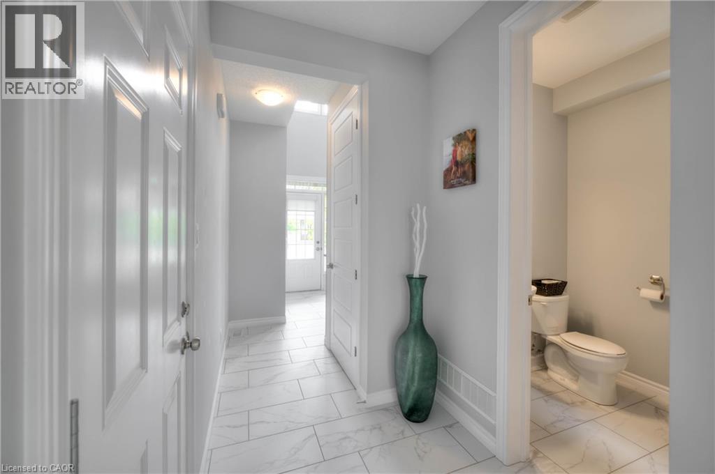 47 Gleason Crescent Unit# 40, Kitchener, Ontario  N2M 0B7 - Photo 5 - 40785823