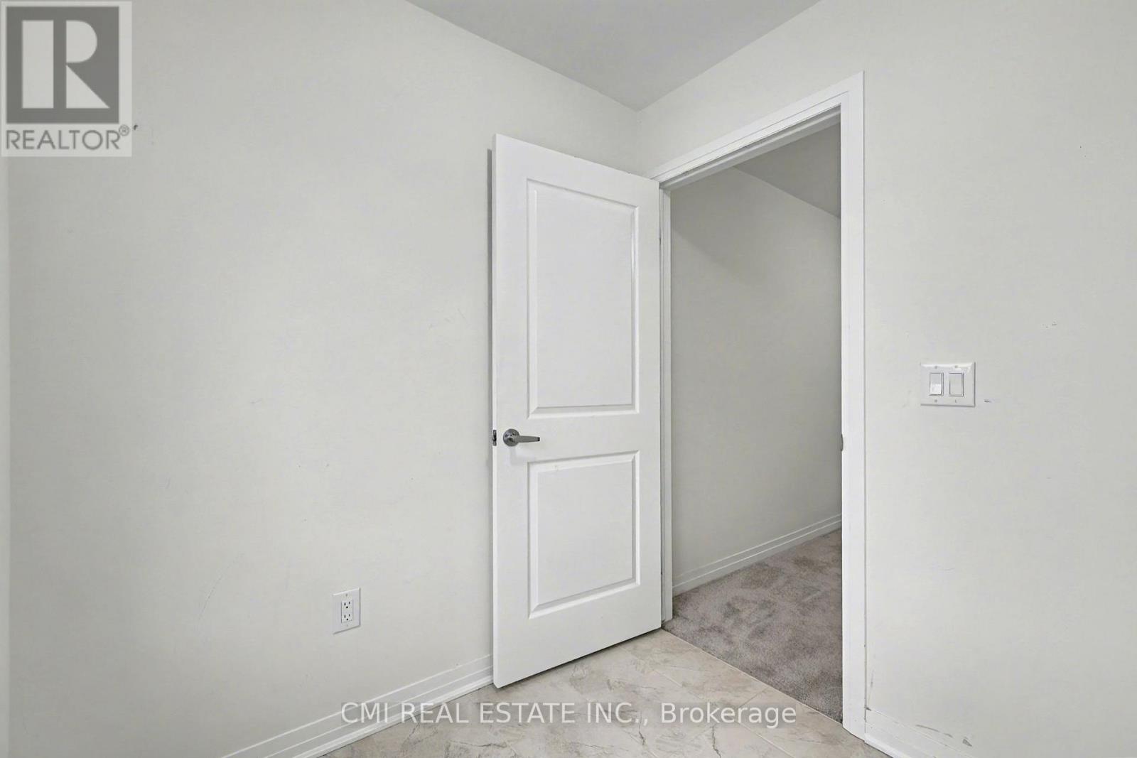 9 Prince Philip Boulevard, North Dumfries, Ontario  N0B 1E0 - Photo 22 - X12513448