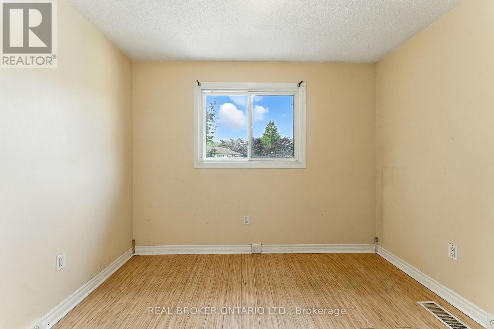 U6 - 258 Richardson Drive, Norfolk, Ontario  N0A 1N4 - Photo 12 - X12513530