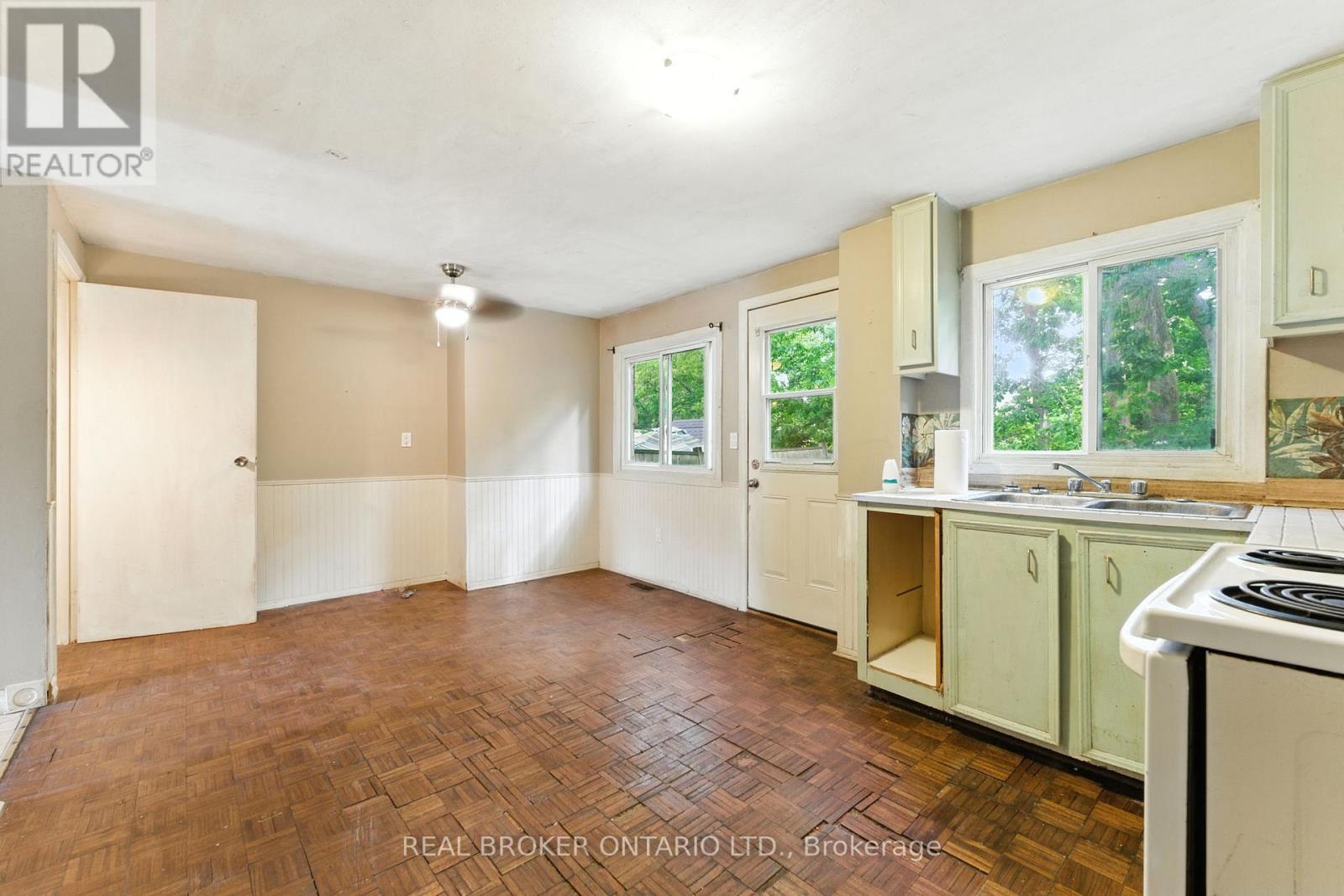 U6 - 258 Richardson Drive, Norfolk, Ontario  N0A 1N4 - Photo 8 - X12513530