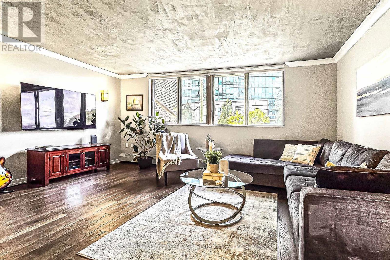 205 - 3 Duplex Avenue, Toronto, Ontario  M2M 4G6 - Photo 2 - C12513554