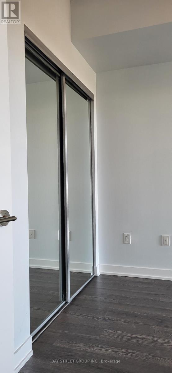 424 - 20 O'neill Road, Toronto, Ontario  M3C 0R2 - Photo 4 - C12513640