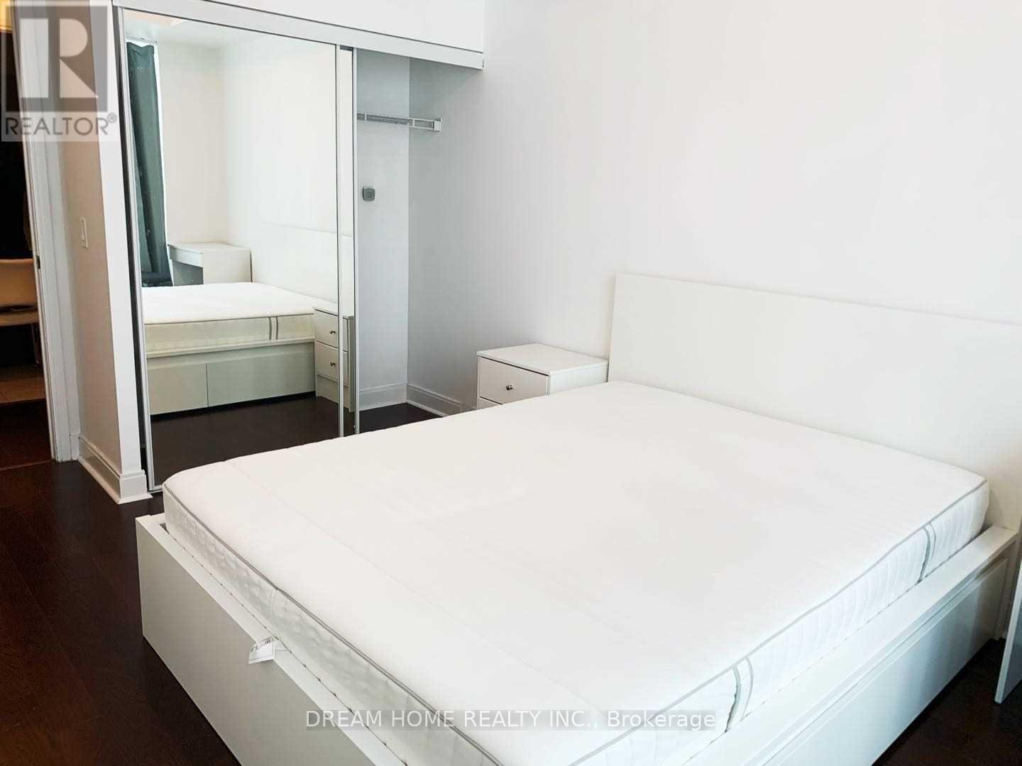 1403 - 38 The Esplanade, Toronto, Ontario  M5E 1A5 - Photo 13 - C12513744