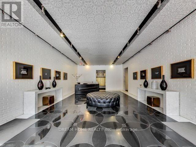 1403 - 38 The Esplanade, Toronto, Ontario  M5E 1A5 - Photo 3 - C12513744